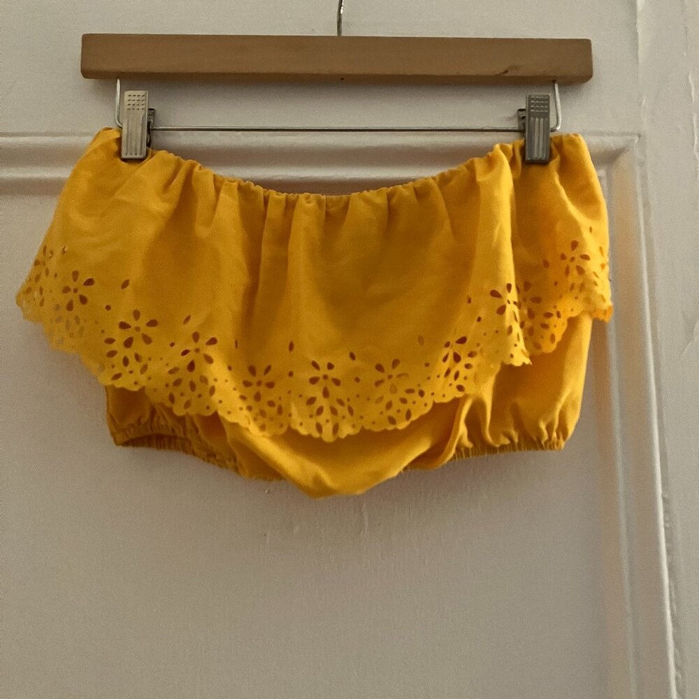 FOREVER 21 STRAPLESS CROP TOP